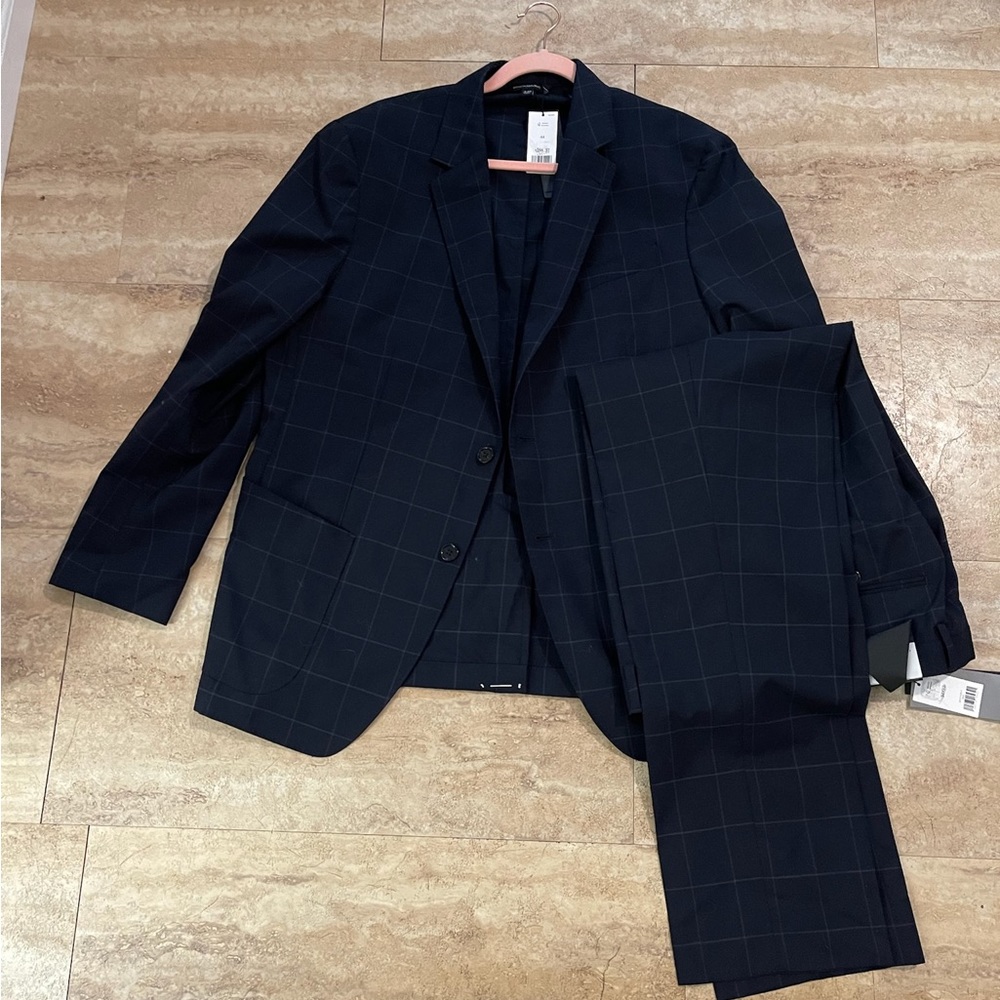 Men’s Suit. NTW